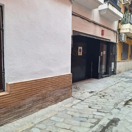 Urban Oasis With Pool & Free Parking Apartment Seville